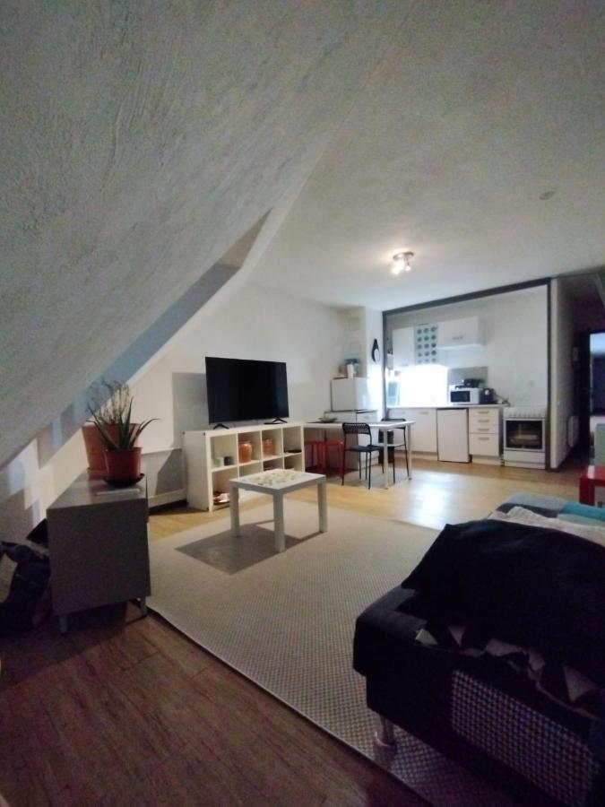 Apartamento Agradable Тарб Екстер'єр фото
