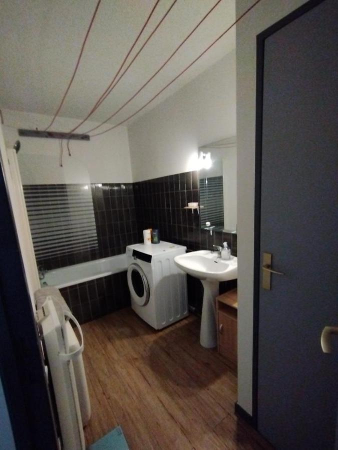 Apartamento Agradable Тарб Екстер'єр фото